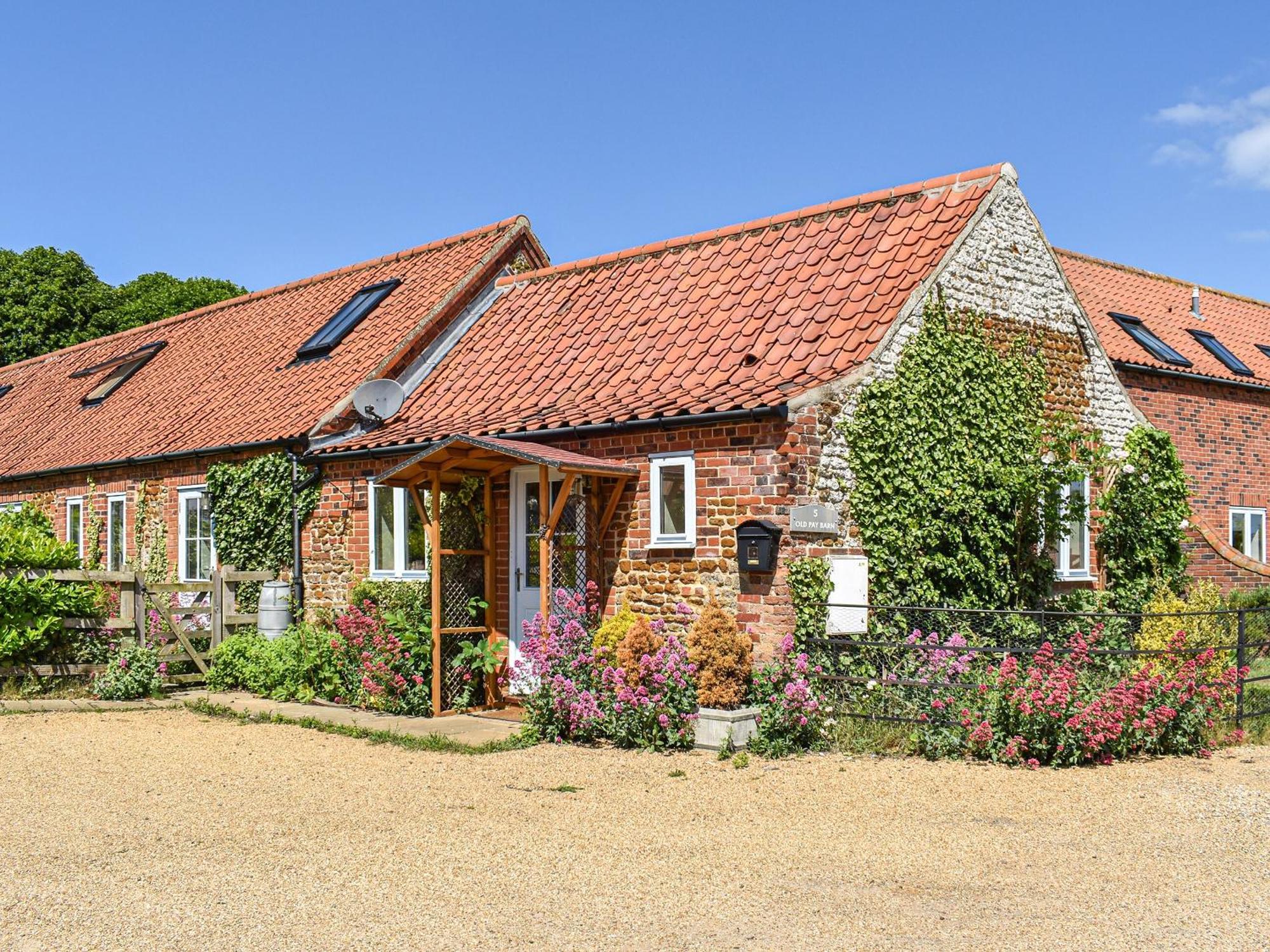 スネッティシャム The Old Paybarn - Uk39378ヴィラ エクステリア 写真
